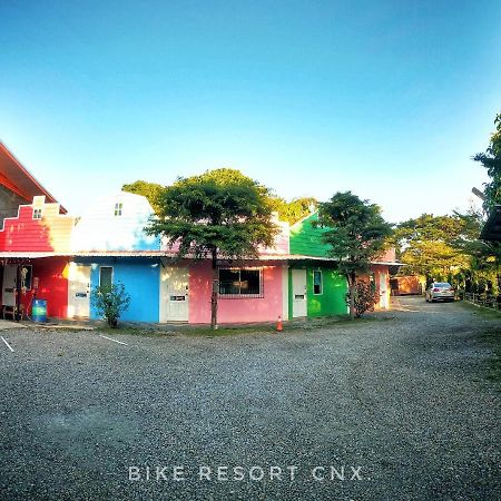 Bike Resort Chiangmai Chiang Mai Bagian luar foto
