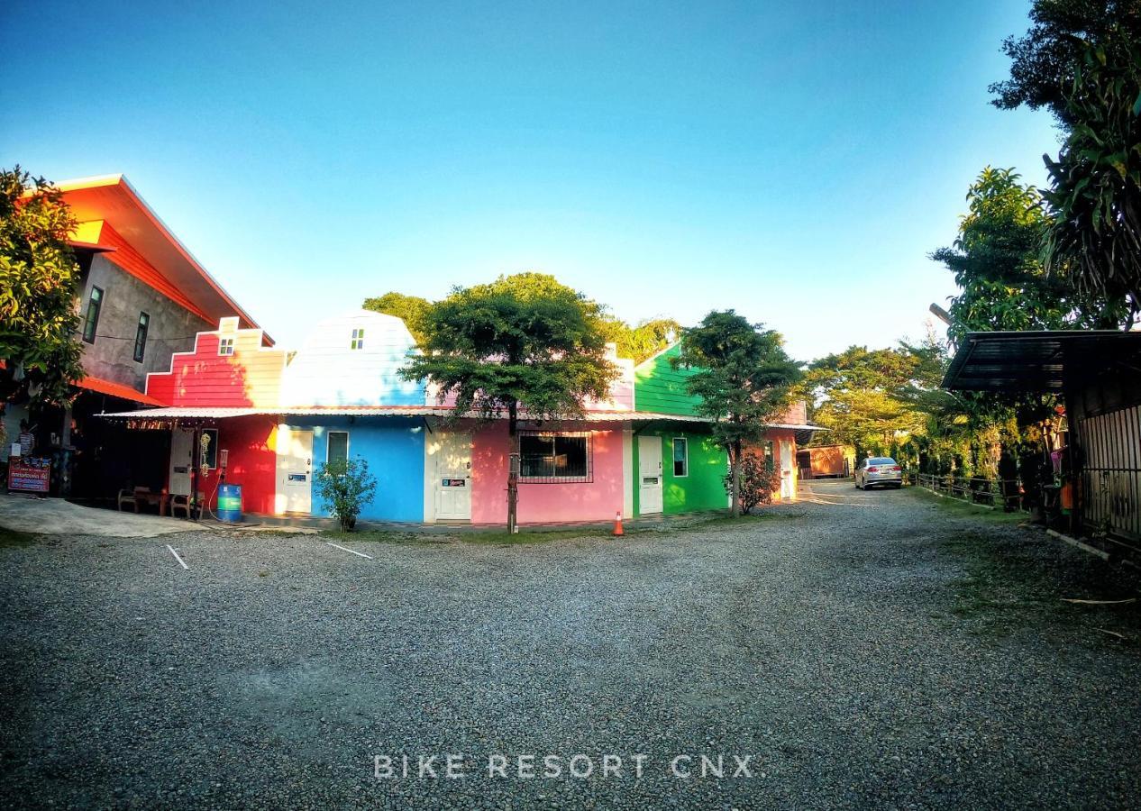 Bike Resort Chiangmai Chiang Mai Bagian luar foto