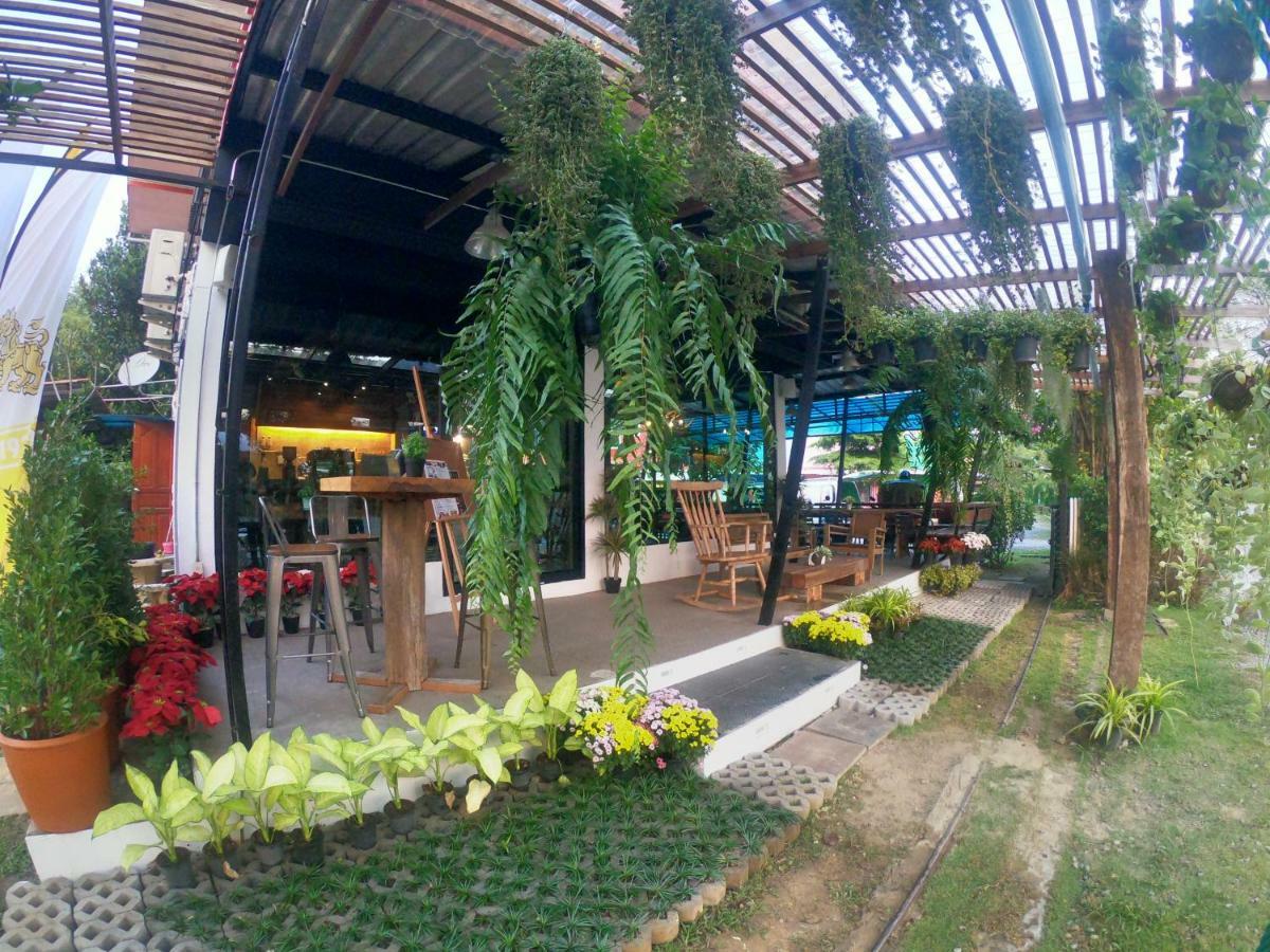 Bike Resort Chiangmai Chiang Mai Bagian luar foto